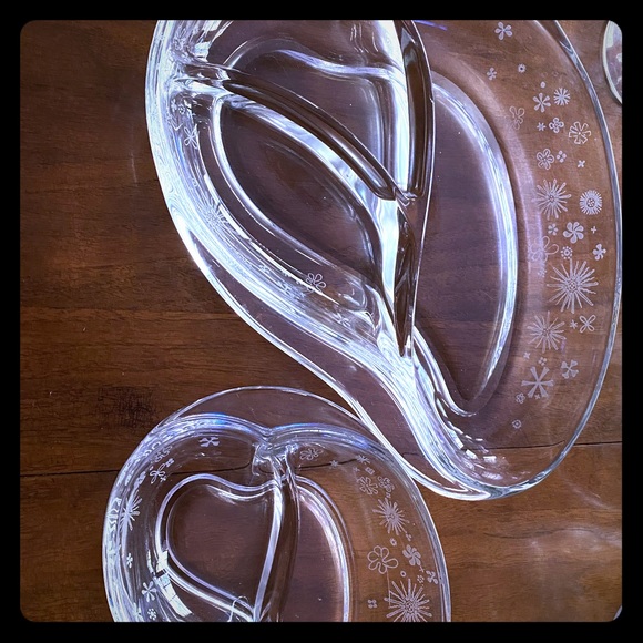 Sale! Vintage Etched Glass Serving Dish Set Floral - Picture 1 of 3
